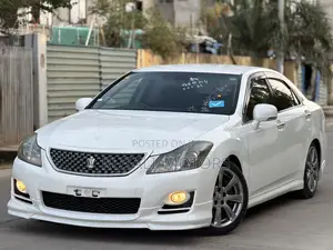 Toyota Crown 2008 White