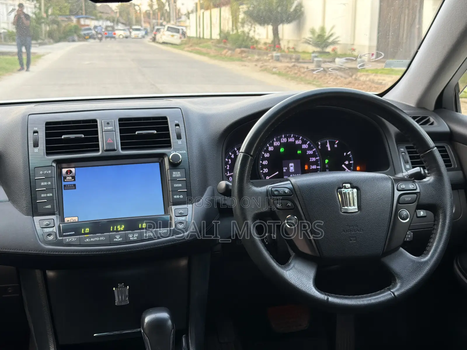 Toyota Crown 2008 White