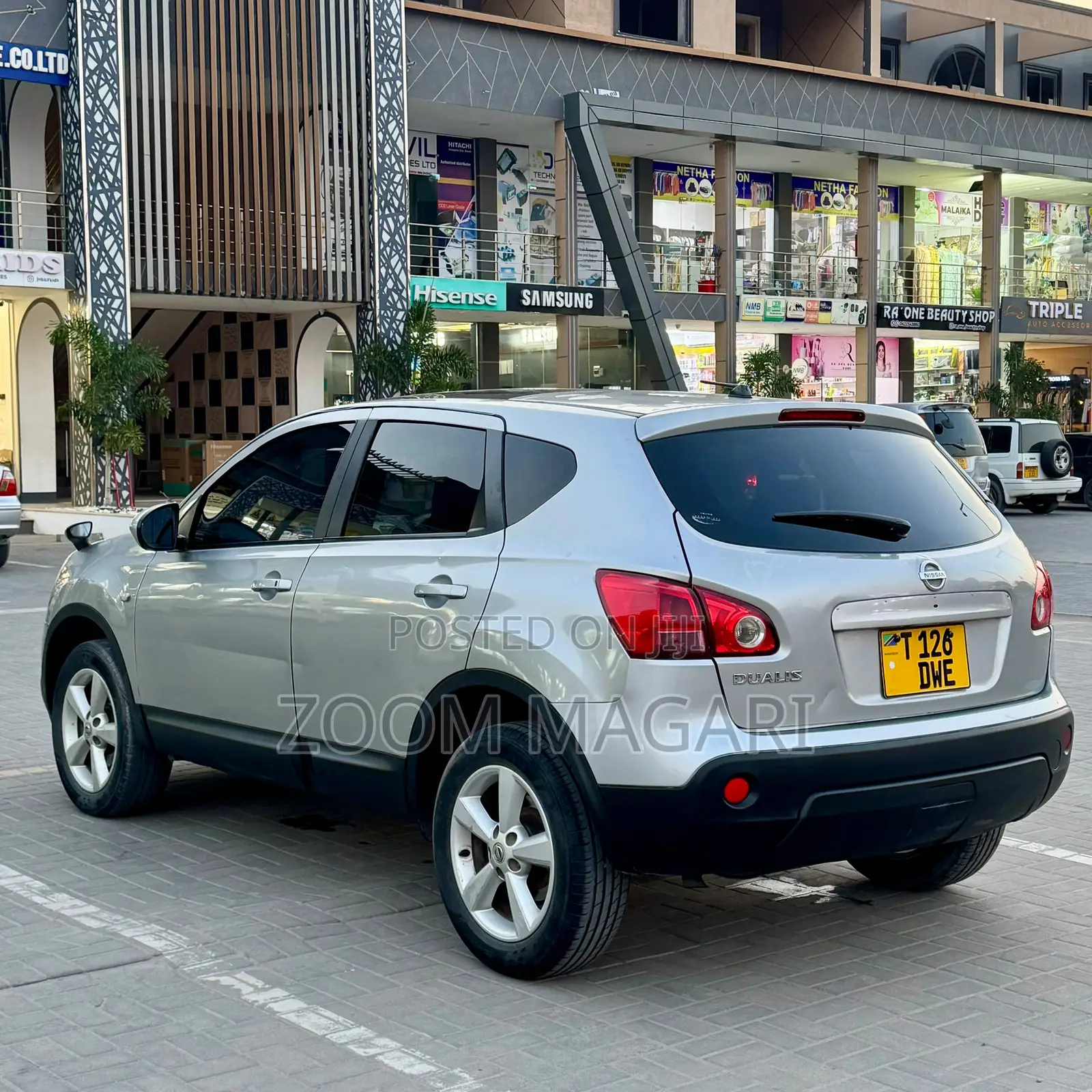 Nissan Dualis 2010 Silver