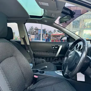 Nissan Dualis 2010 Silver