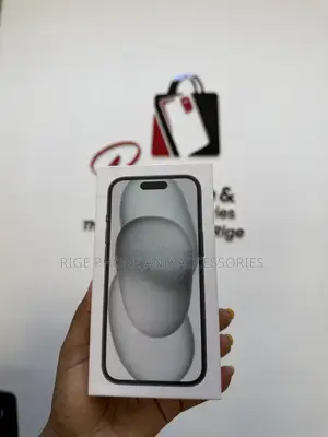 New Apple iPhone 15 128 GB Black