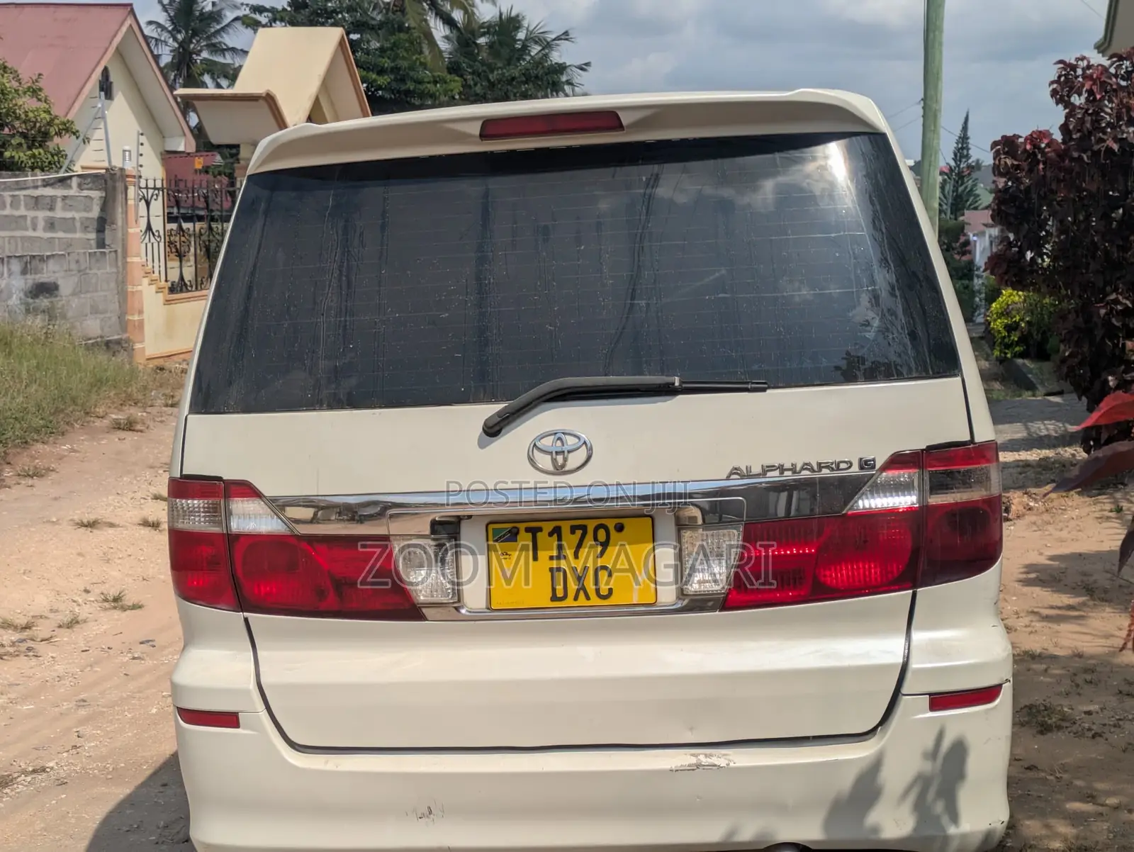 Toyota Alphard 2005 Pearl
