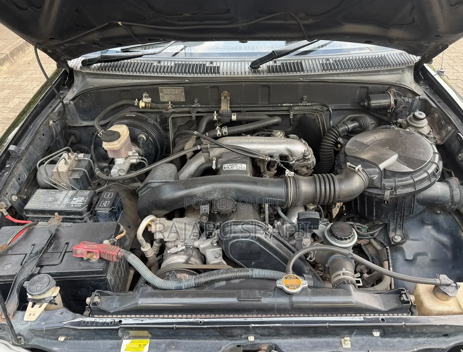 Toyota Hilux Surf 3.0DT 2001 Black