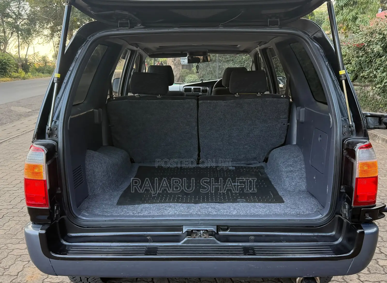 Toyota Hilux Surf 3.0DT 2001 Black