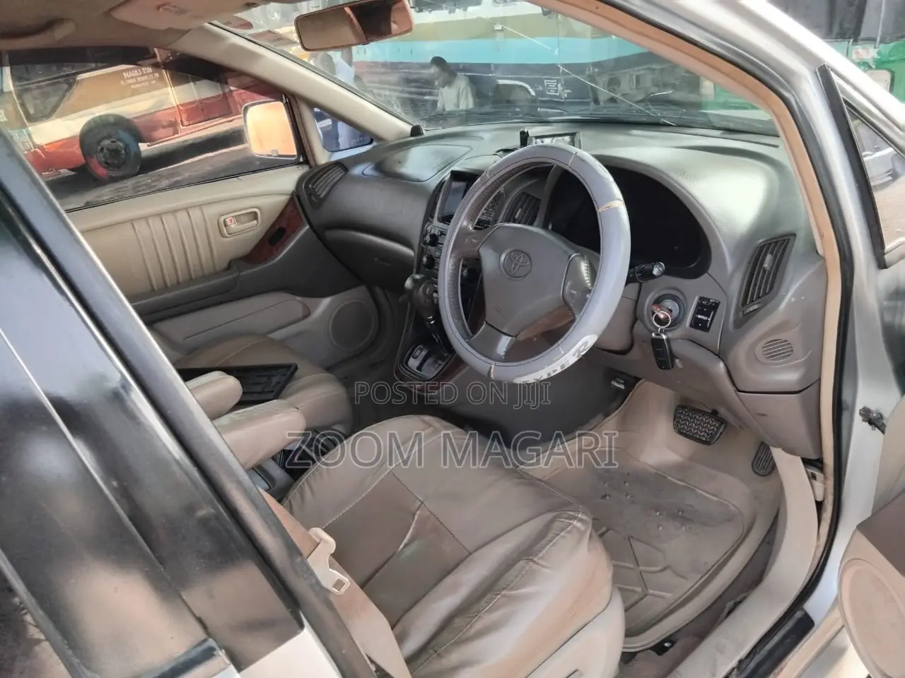 Toyota Harrier 2004 Silver