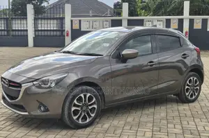 Mazda Demio 2016 Gray