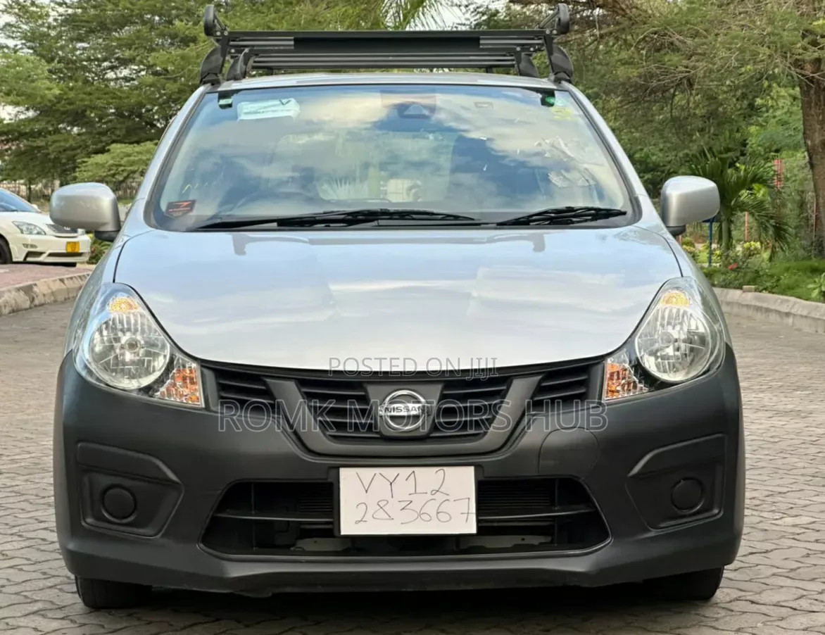 Nissan Advan 2020 Silver