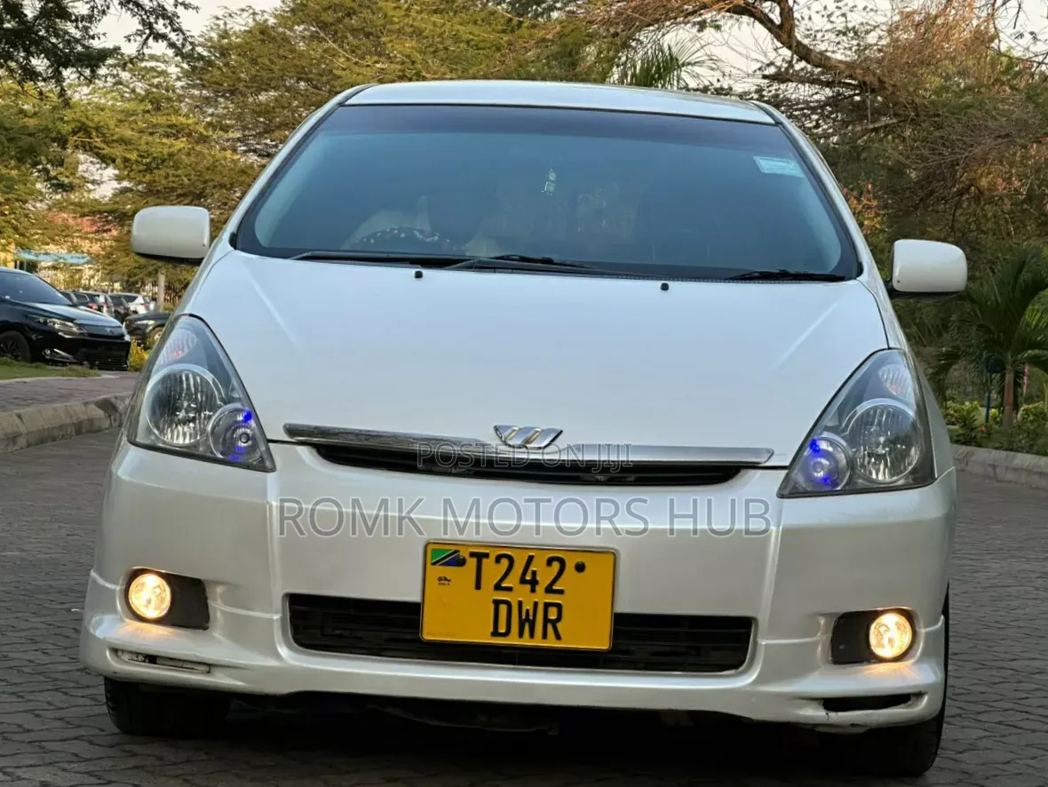 Toyota Wish 2006 White