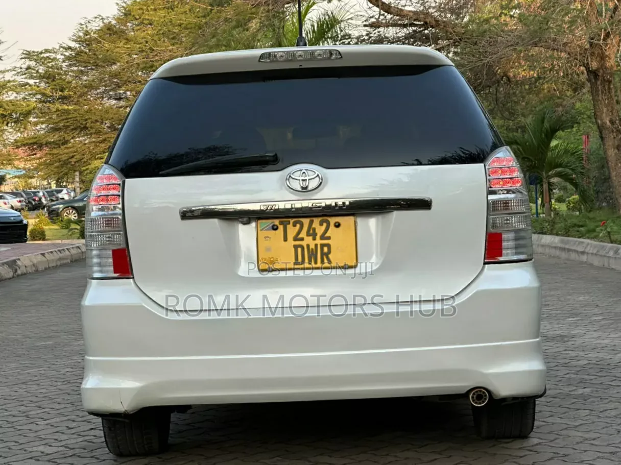 Toyota Wish 2006 White