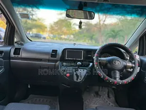 Toyota Wish 2006 White