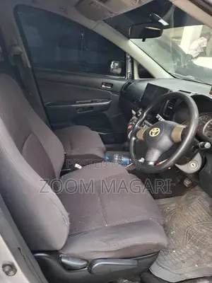 Toyota Wish 2005 Silver