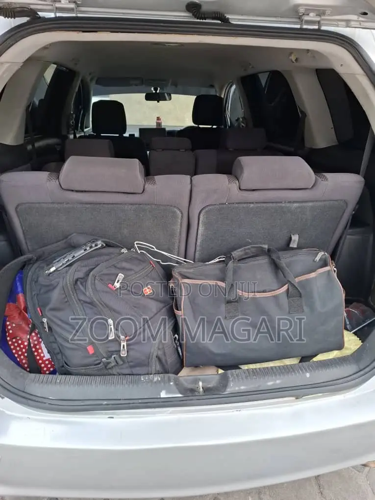 Toyota Wish 2005 Silver