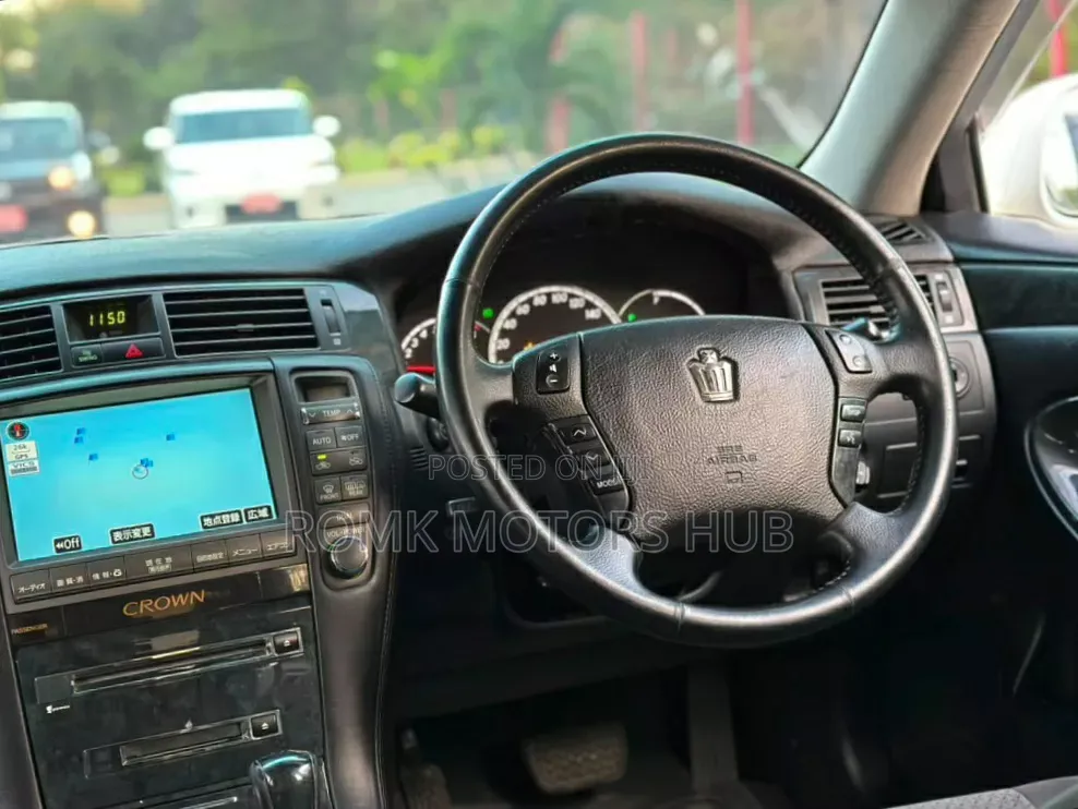 Toyota Crown 2008 White