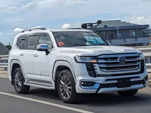 New Toyota Land Cruiser 2024 White