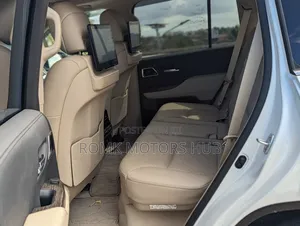 New Toyota Land Cruiser 2024 White