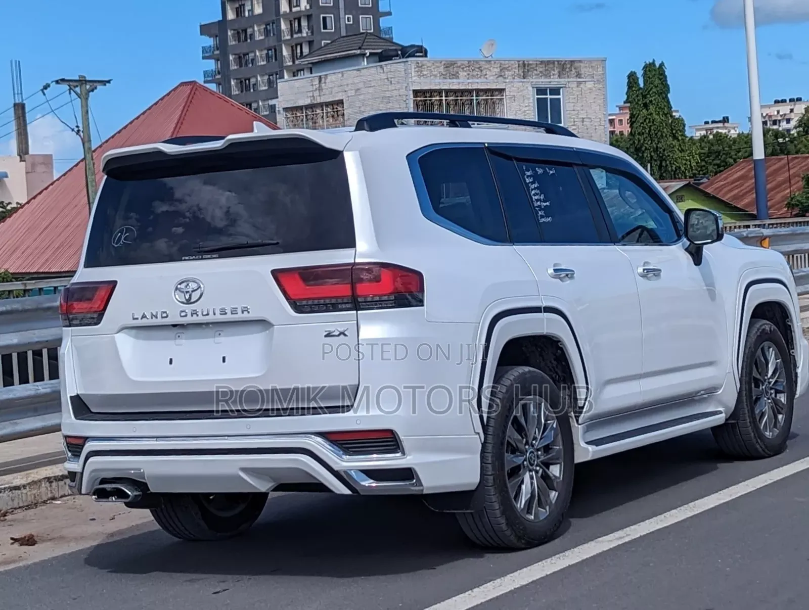 New Toyota Land Cruiser 2024 White