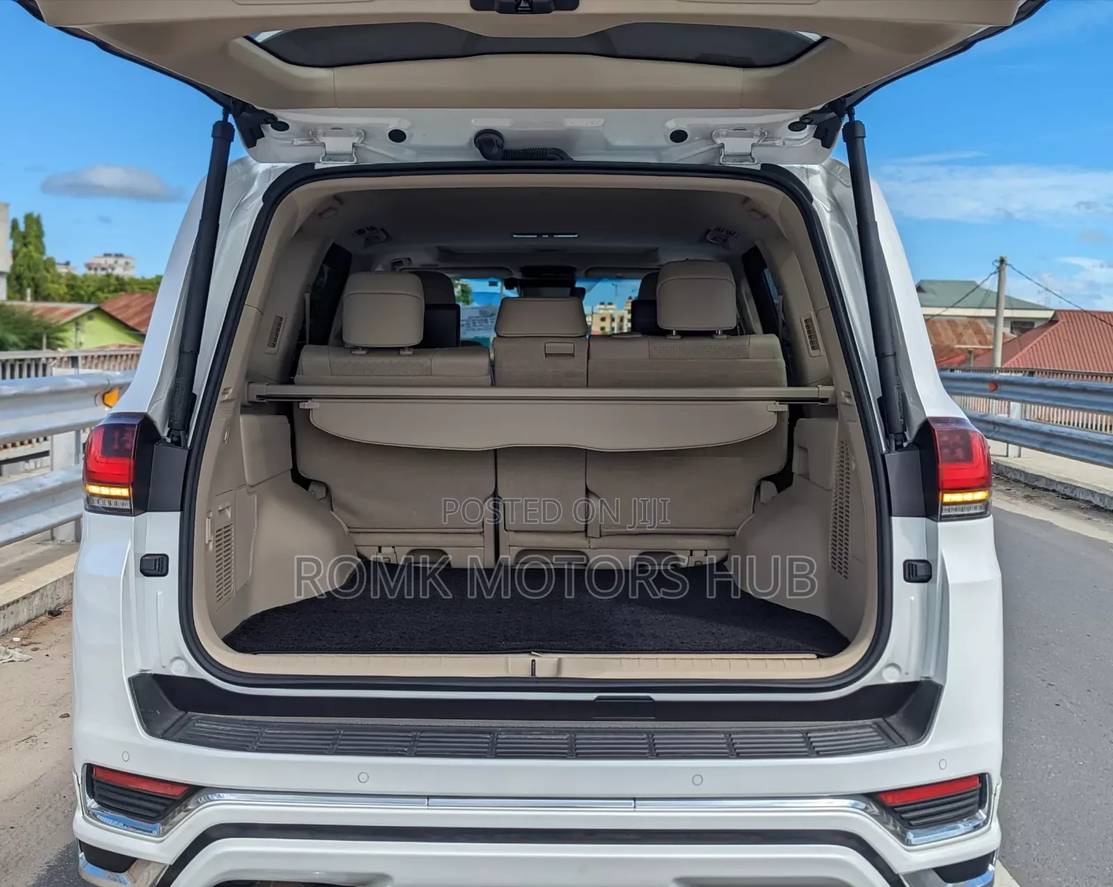 New Toyota Land Cruiser 2024 White