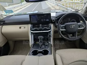 New Toyota Land Cruiser 2024 Black