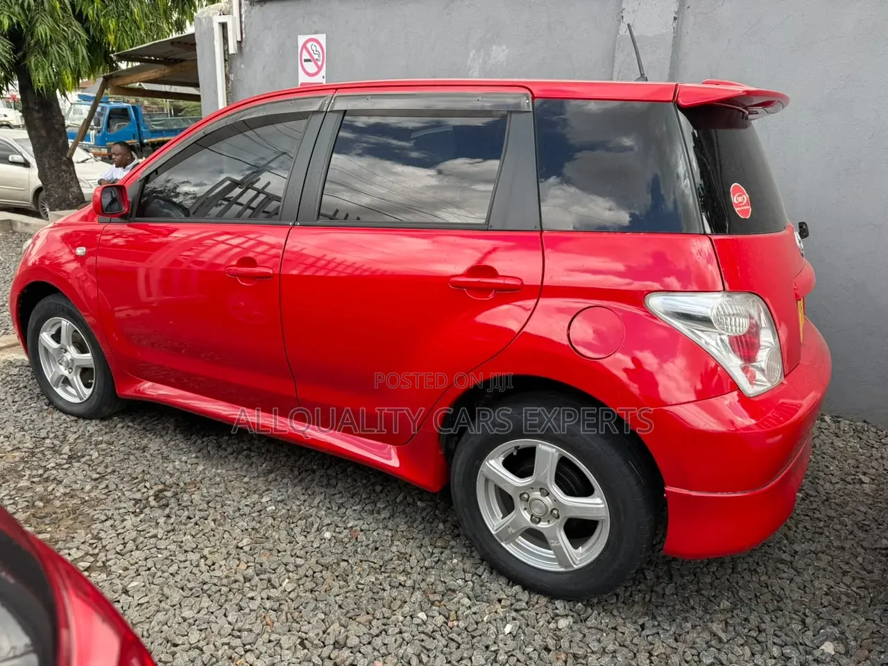 Toyota IST 2003
