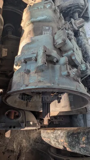 Used Sinotruck Gearbox (Howo)