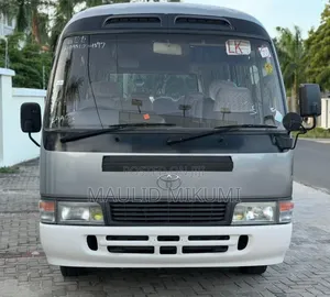 Toyota Coaster 1999