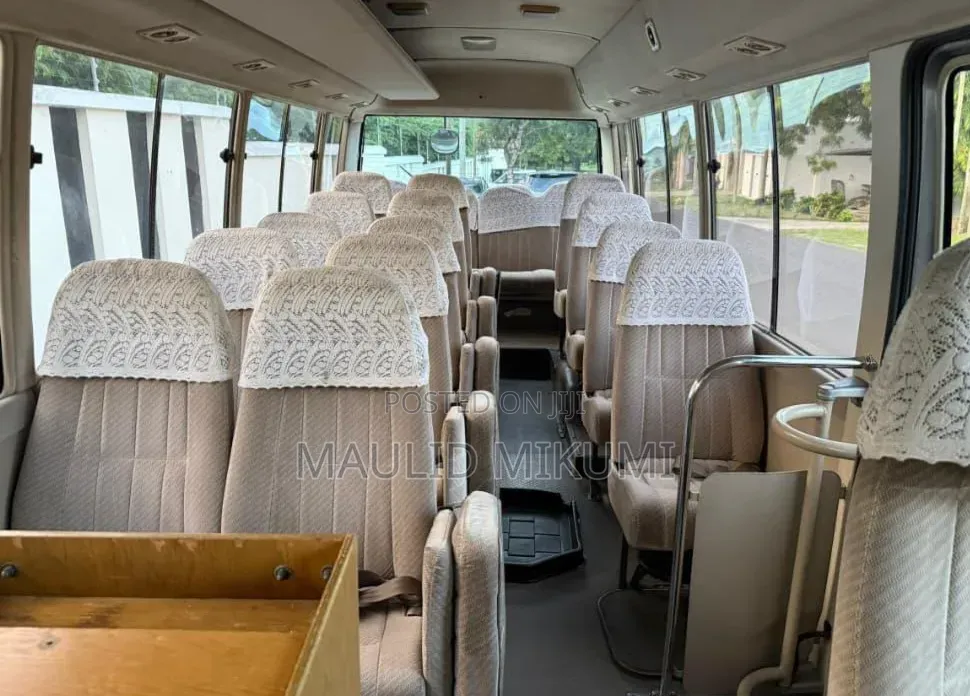 Toyota Coaster 1999