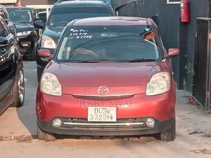 Mazda Verisa 2010 Red