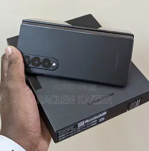 New Samsung Galaxy Z Fold4 256 GB