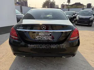 Mercedes-Benz C200 2015 Black