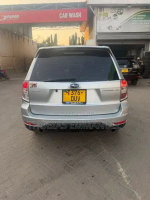 Subaru Forester 2011 Silver