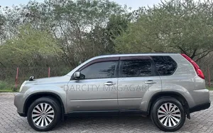 Nissan X-Trail 2010
