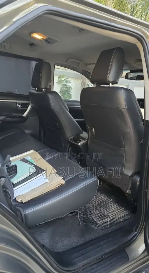 Toyota Fortuner 2.8 D AWD 2021 Green