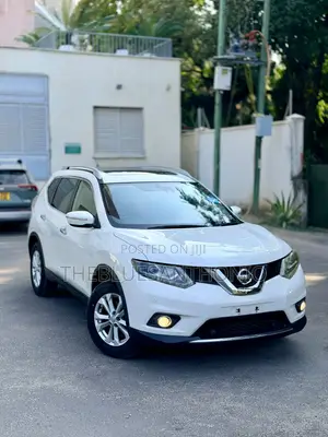 Nissan X-Trail 2015 White