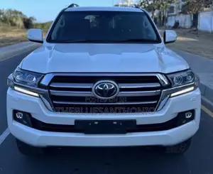 Toyota Land Cruiser 2021 White