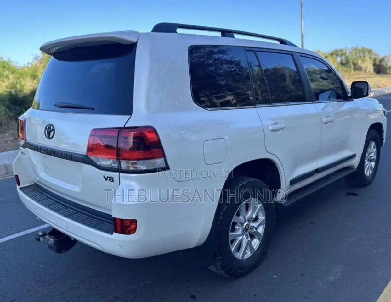 Toyota Land Cruiser 2021 White