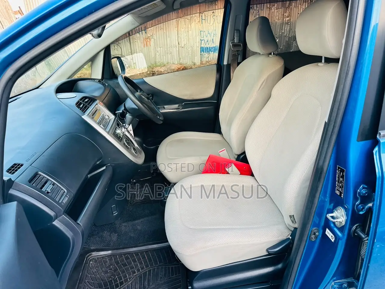 Toyota Ractis 1.3 FWD 2008 Blue