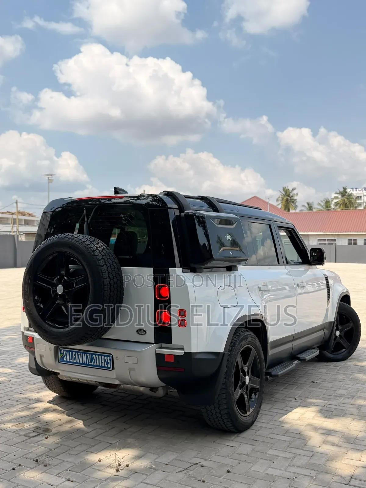 Land Rover Defender 2021 White