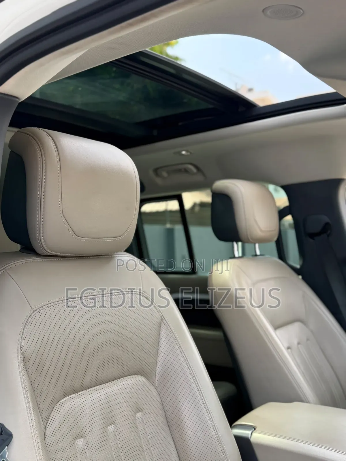 Land Rover Defender 2021 White