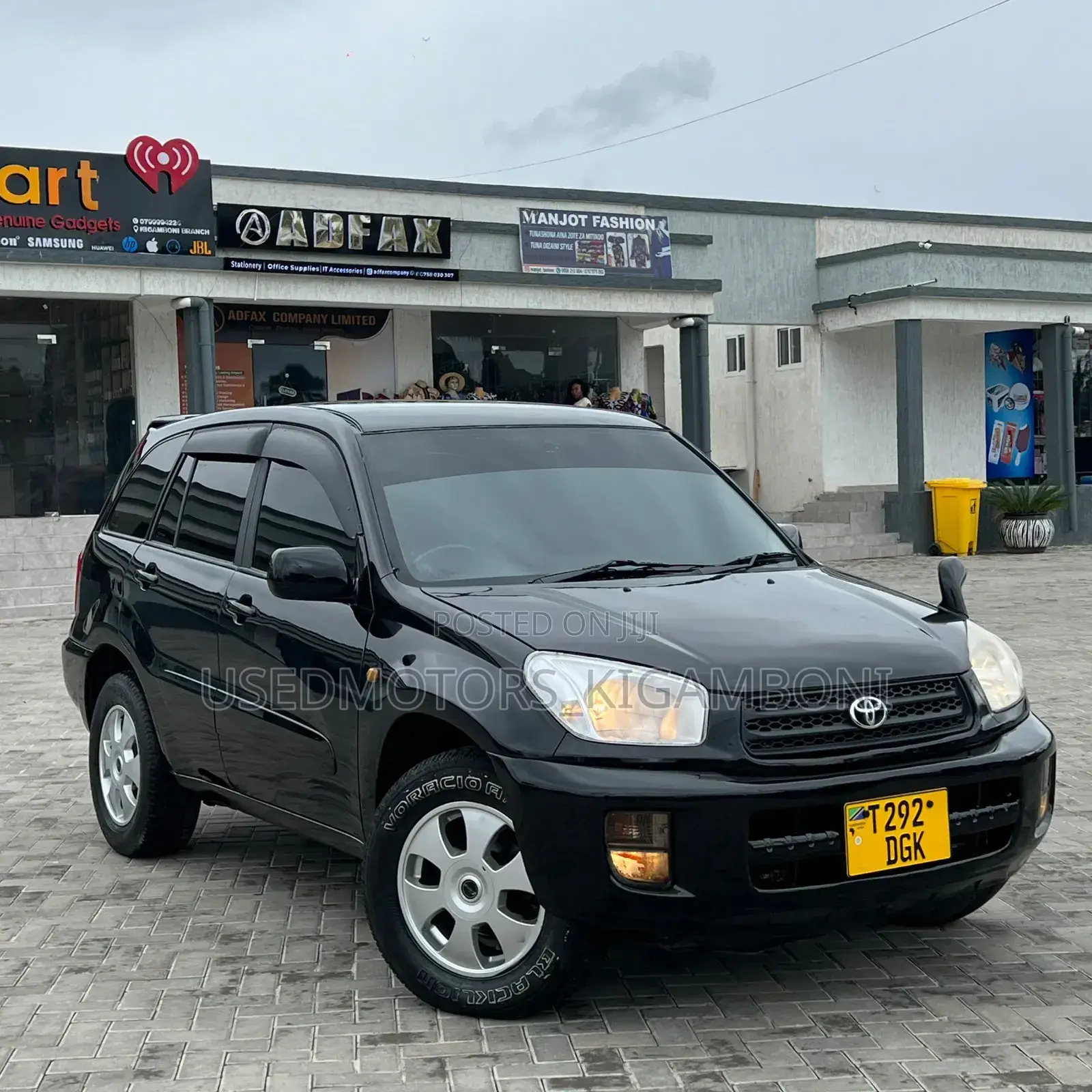 Toyota RAV4 Base FWD 2001 Black