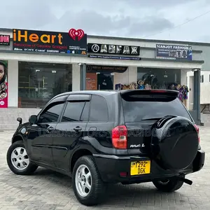 Toyota RAV4 Base FWD 2001 Black