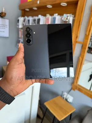 New Samsung Galaxy Z Fold4 256 GB Black