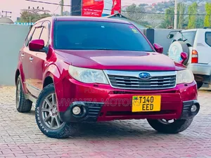 Subaru Forester 2010 Red