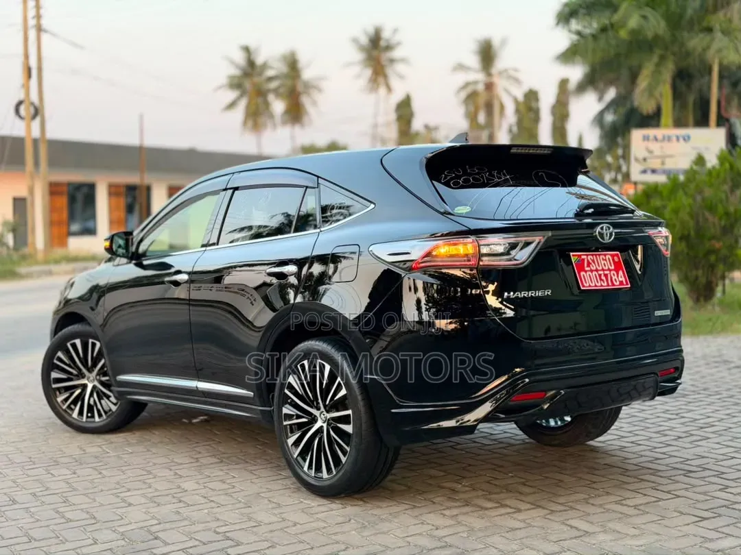 Toyota Harrier 2015 Black