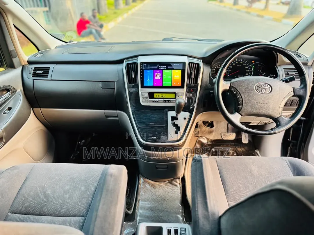 Toyota Alphard 2004 Black