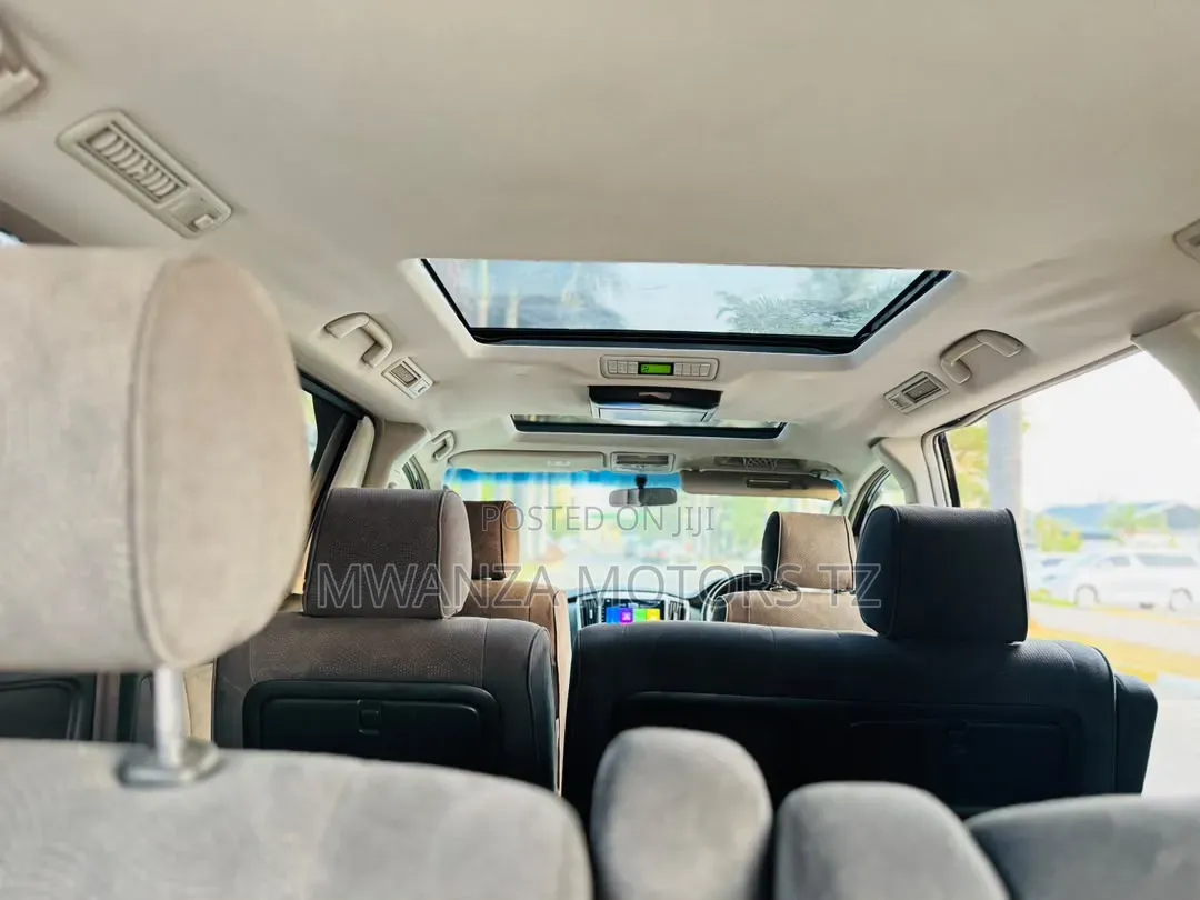 Toyota Alphard 2004 Black