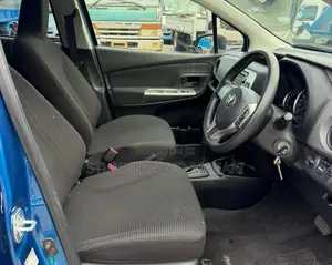 Toyota Vitz 2014 Blue