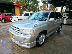 Toyota Kluger 2006 Silver