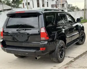 Toyota Hilux Surf 2008 Black