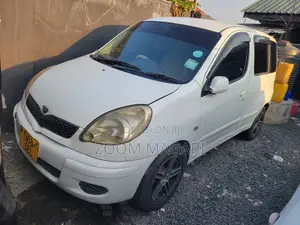 Toyota Fun Cargo 2005 White
