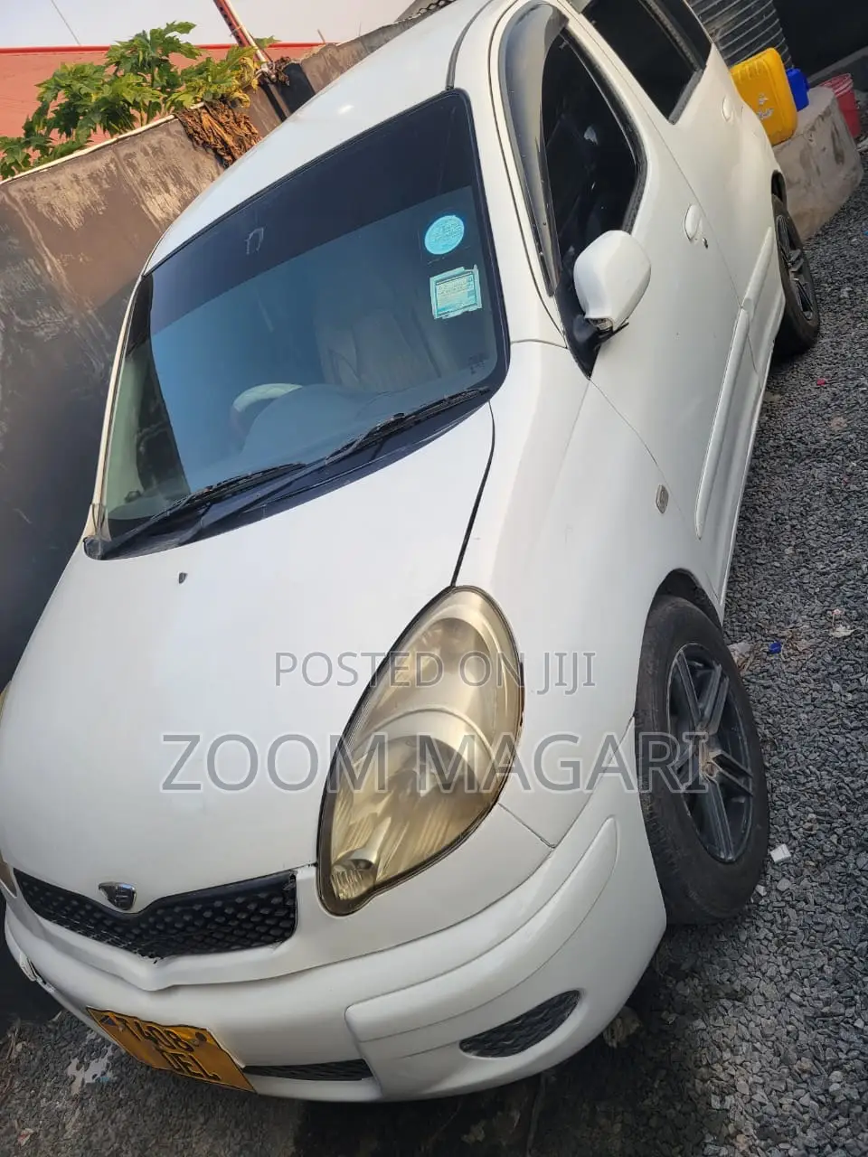 Toyota Fun Cargo 2005 White